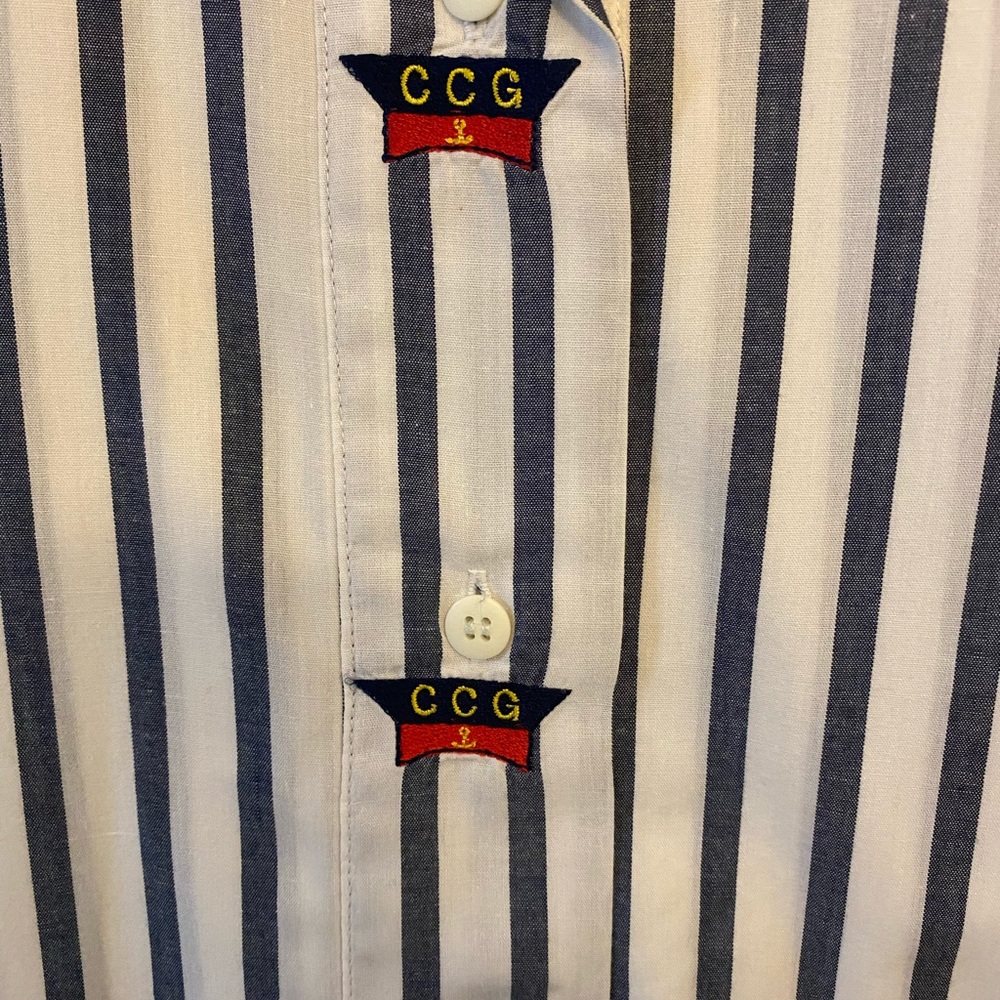 Shirt - Picture 2 of 5